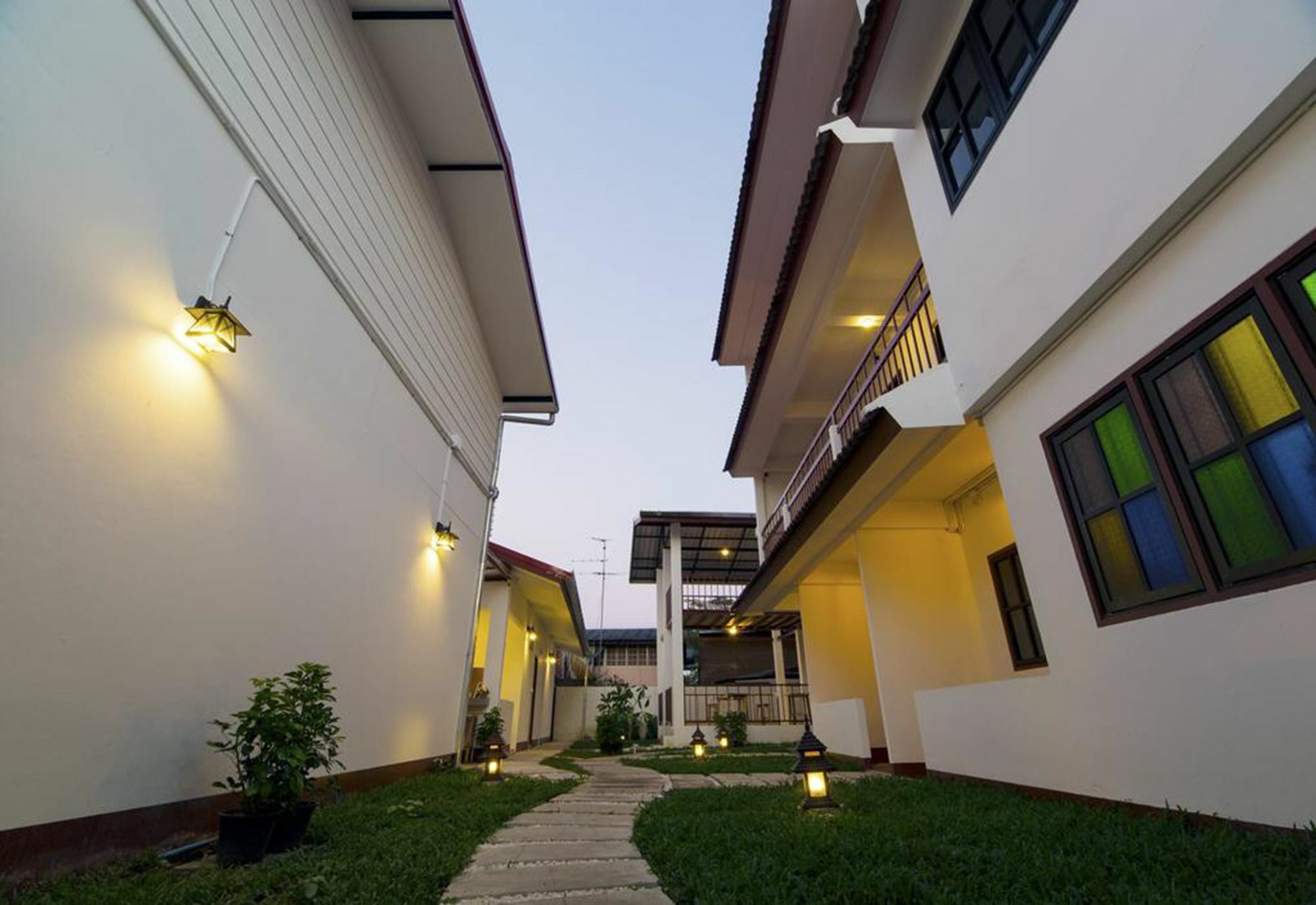 We Chiang Mai Guesthouse 2 Exterior photo